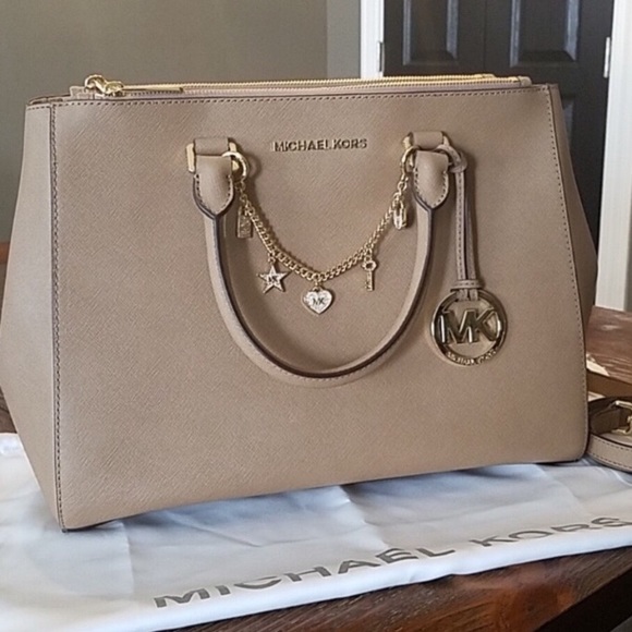 Michael Kors Large Sutton Bag Tan/Taupe - Picture 1 of 6